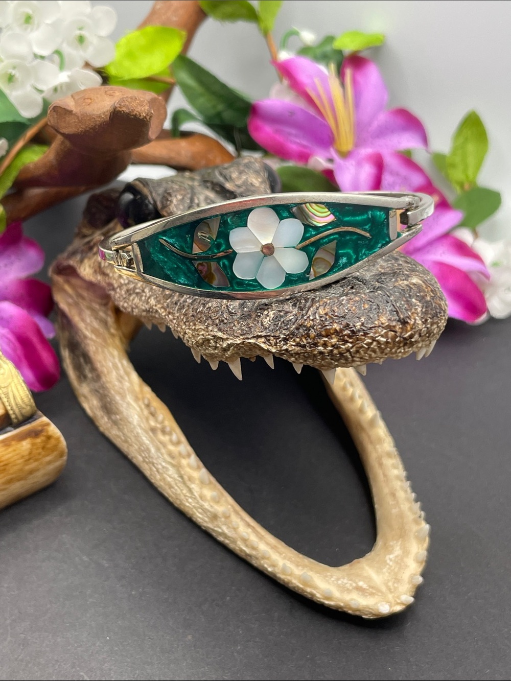 Alpaca blue enamel, abalone silver tone hinged bracelet vintage signed